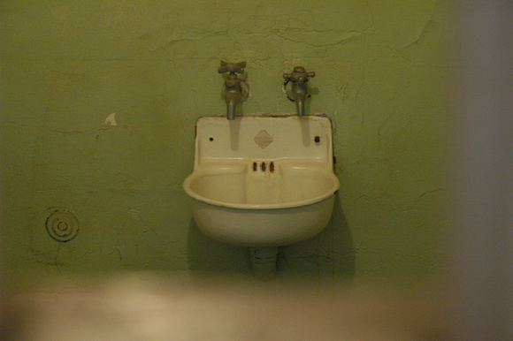 Alcatraz wash basin